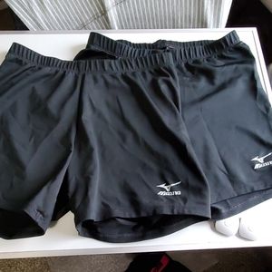 2 Mizuno VB shorts